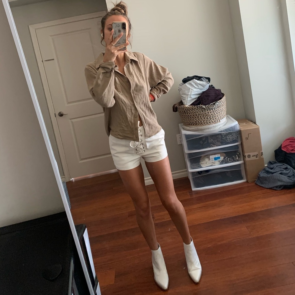 Revolve • Lace White Shorts • Small